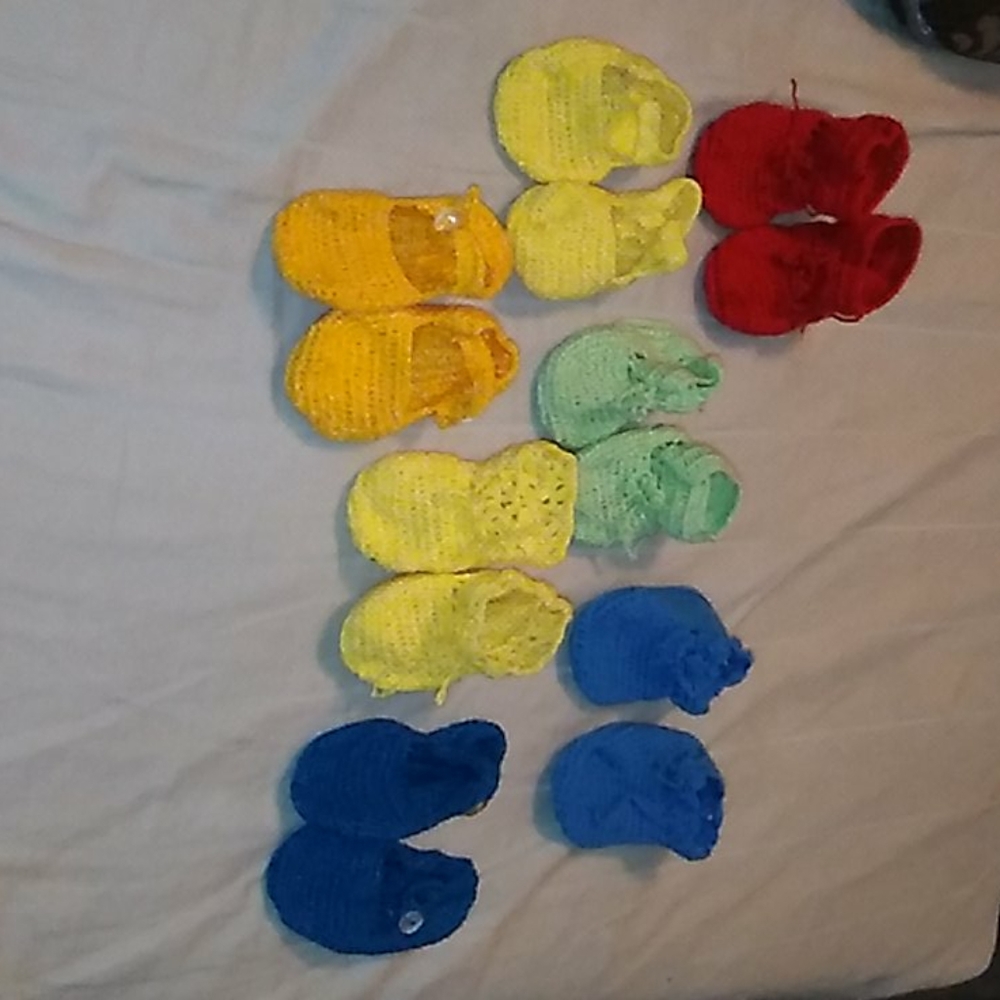 Zapatos tegidos de bebe
